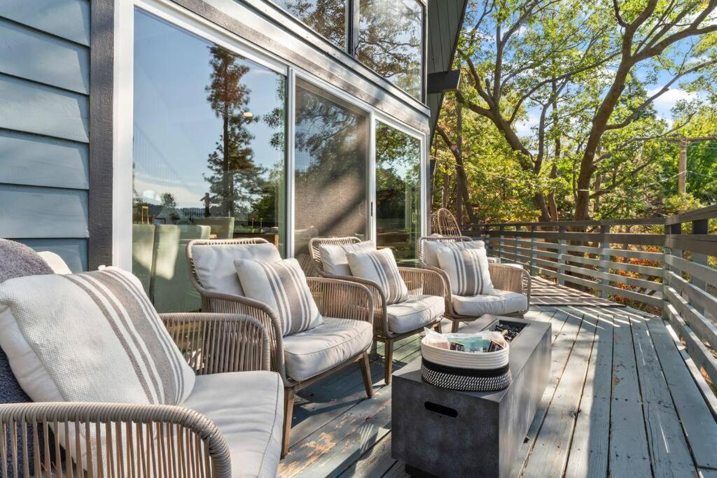 Lakeview House with Hot Tub, Game Room & Guest House view 5