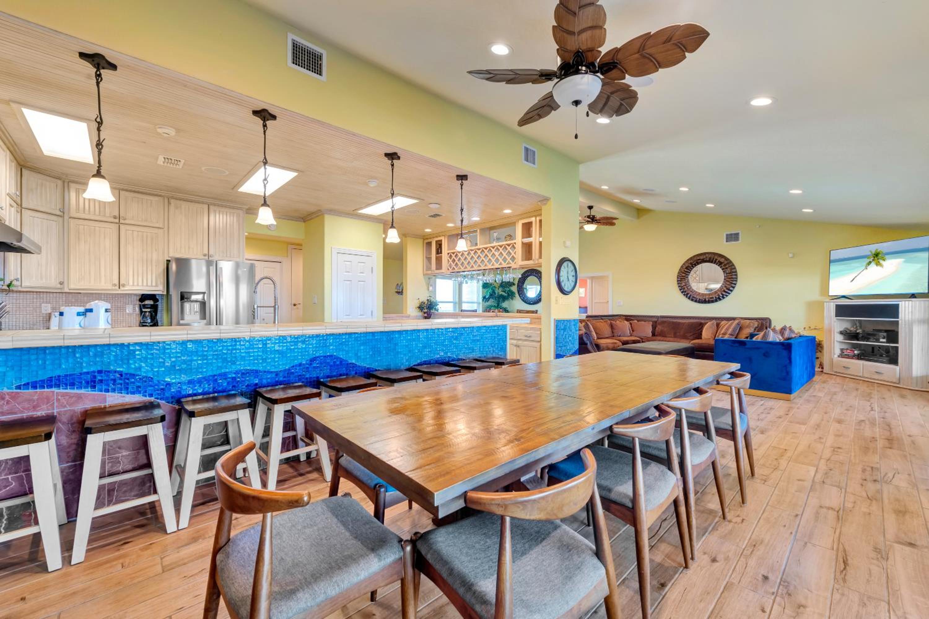 Executive Beach Paradise SH7345