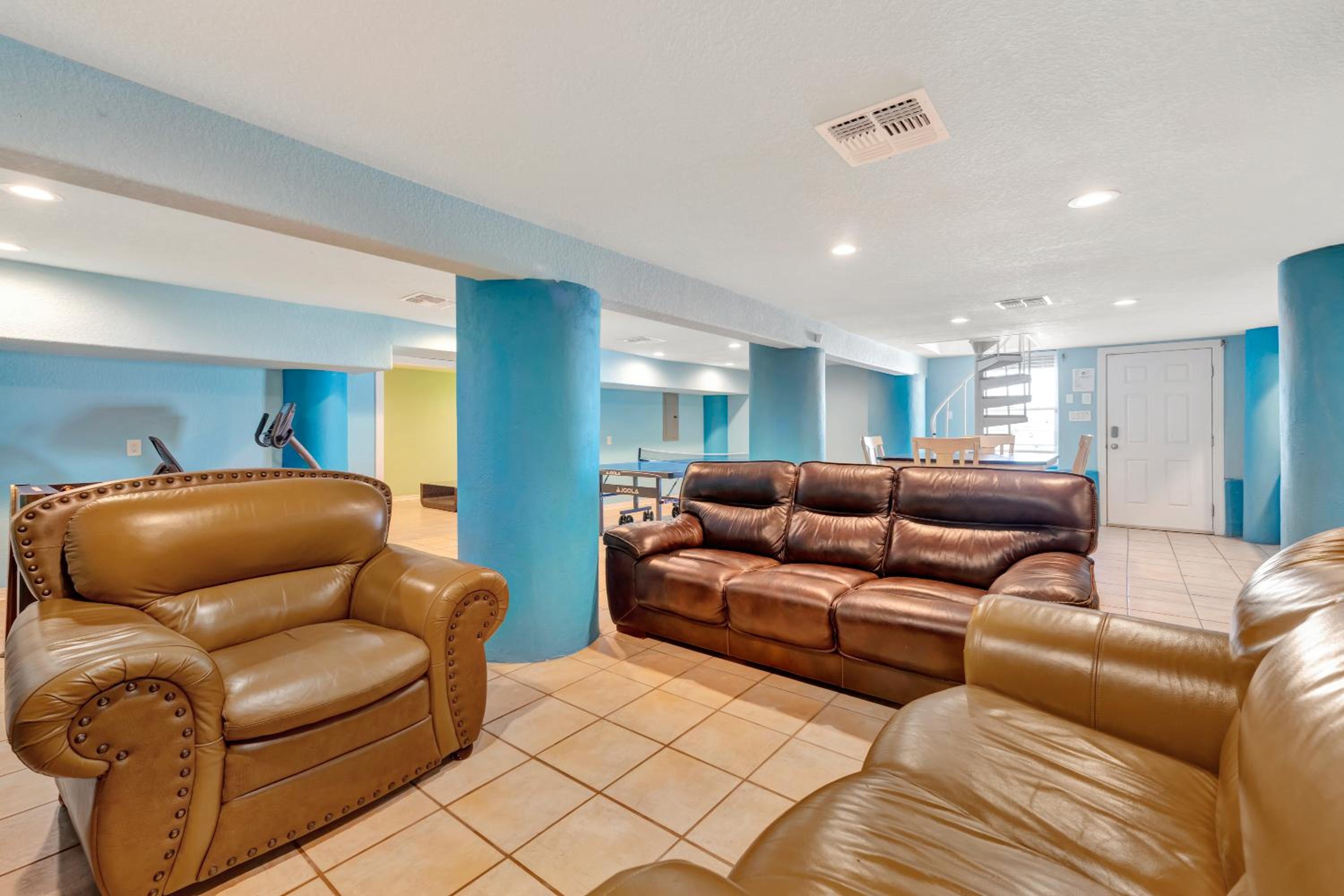 Executive Beach Paradise SH7345