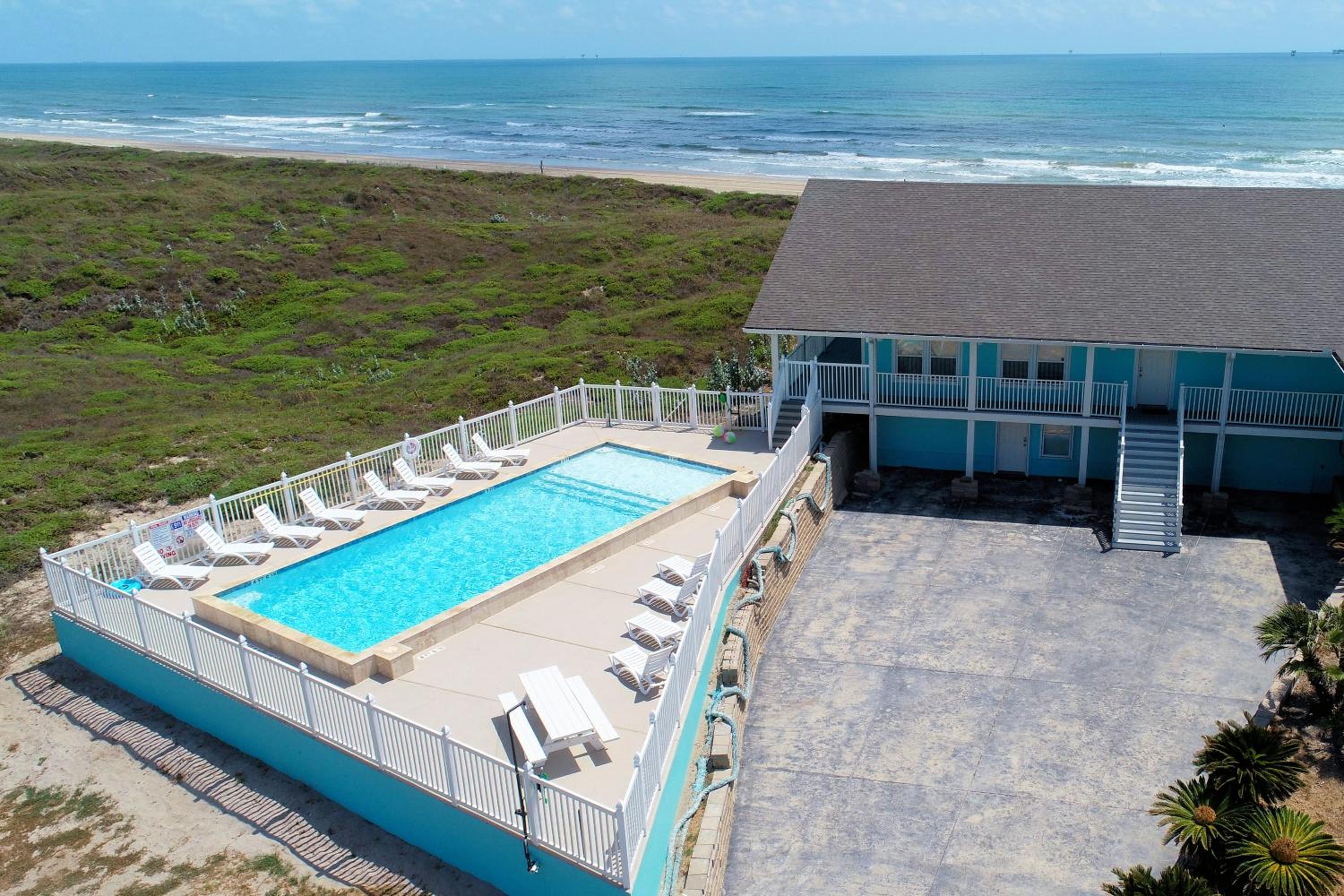 Executive Beach Paradise SH7345