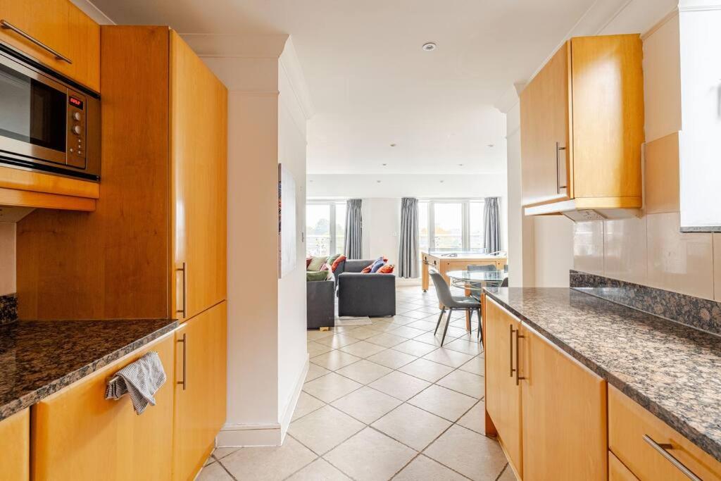 Stunning Duplex Penthouse with Shard Views