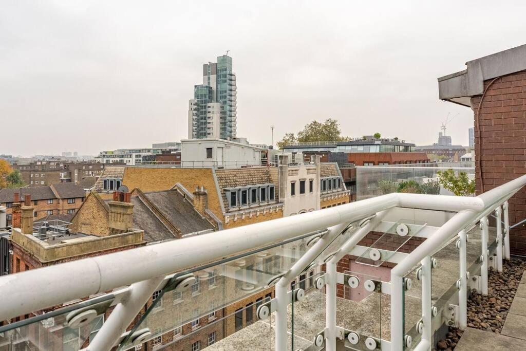 Stunning Duplex Penthouse with Shard Views
