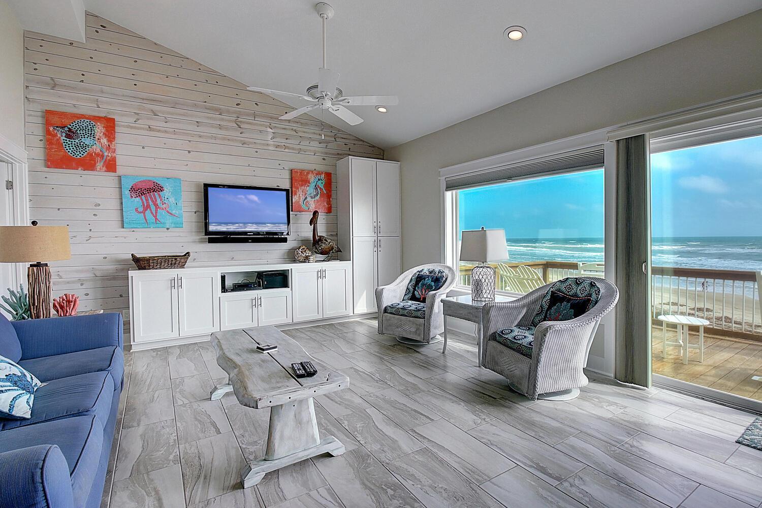 Beachfront Paradise LC19 view 3