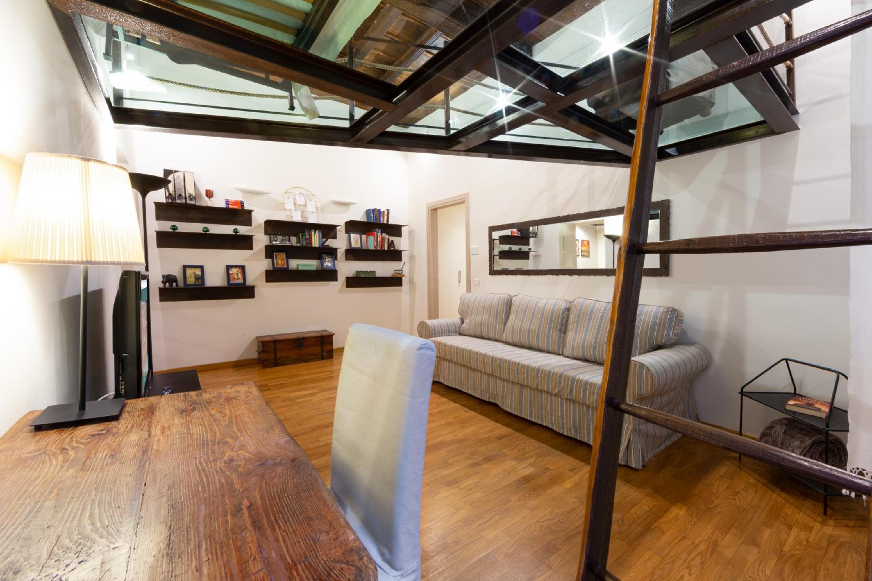 Cuore della città - deluxe apt near Egyptian museum with parking by Home a porter view 3