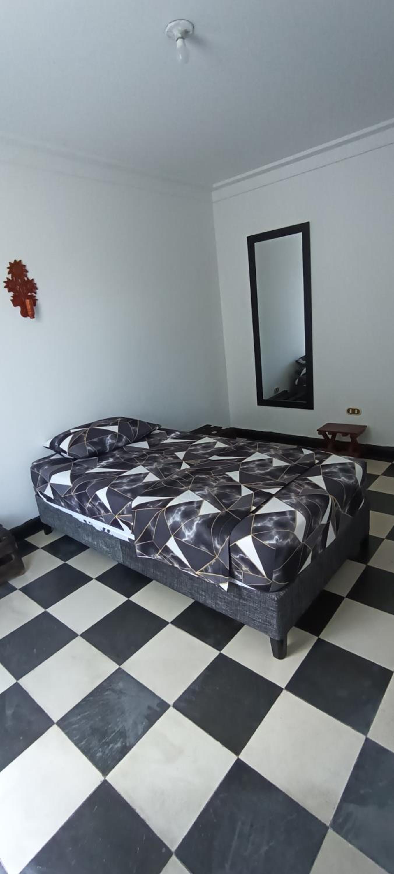 Apartamento Amoblado amplio y confortable, excelente ubicación 