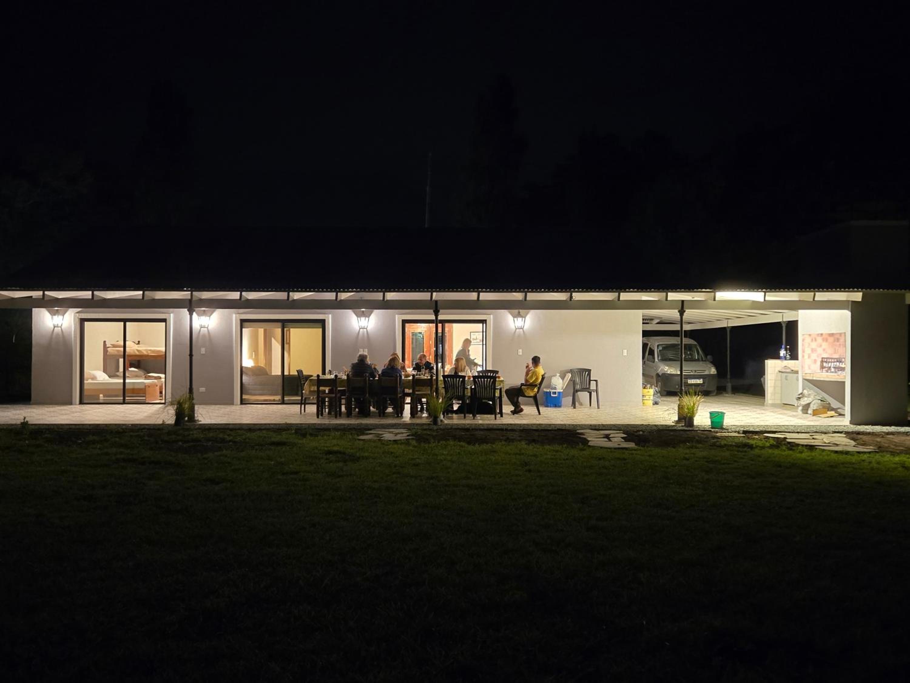 Refugio Natural, Casa de Campo para 10 en Barrio Privado