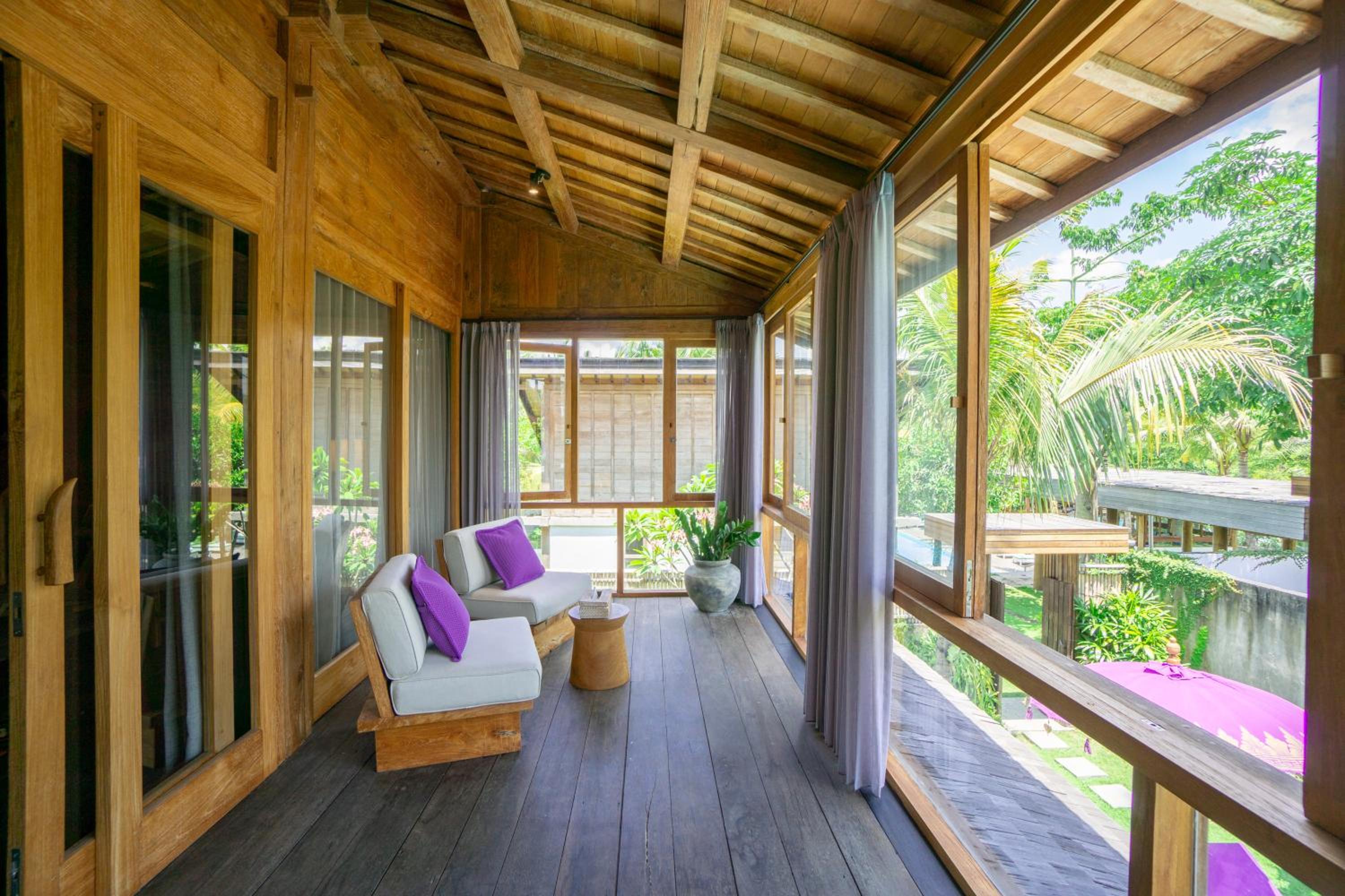 Villa Purple