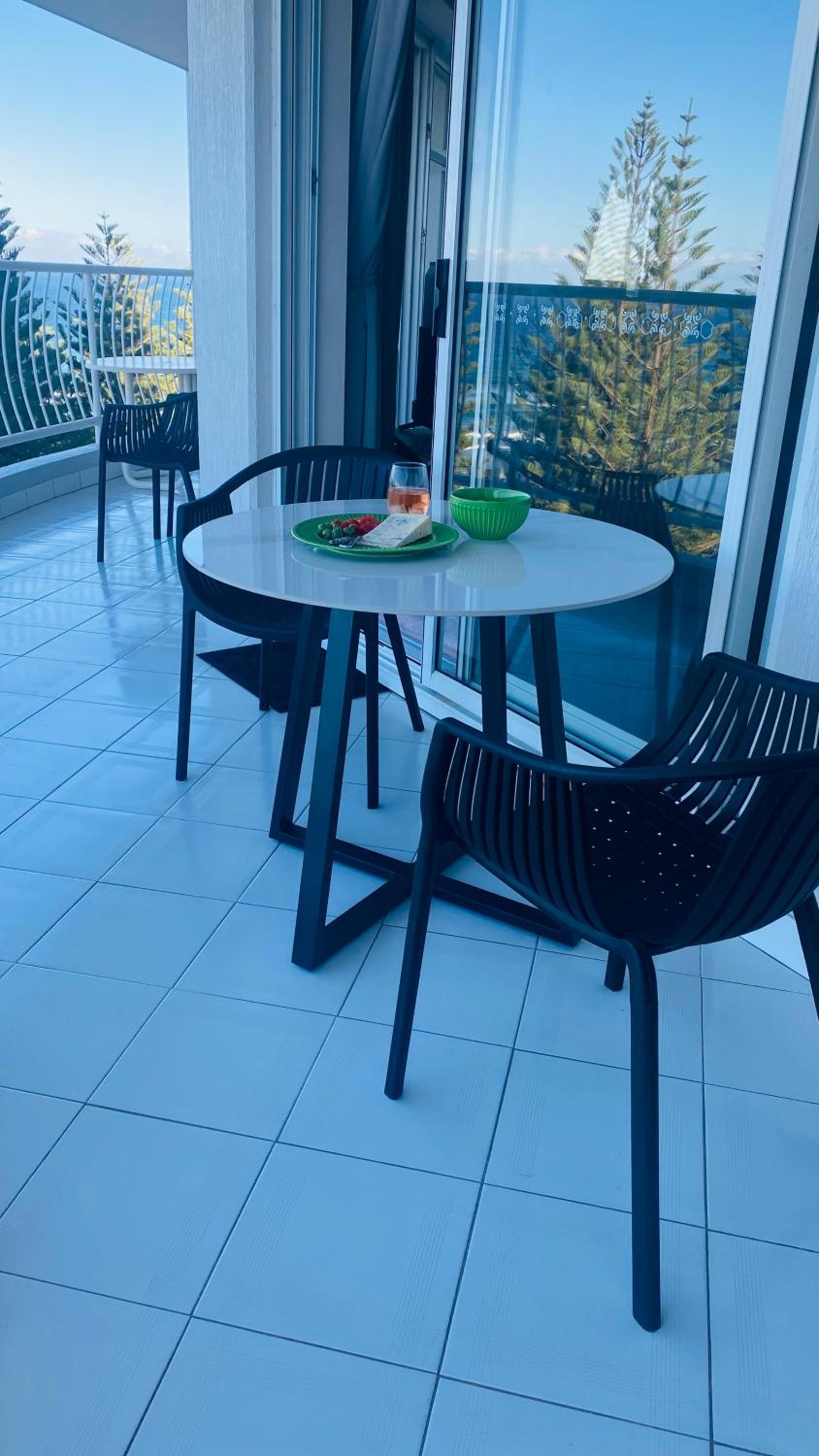 8th Floor Ocean View Apartment