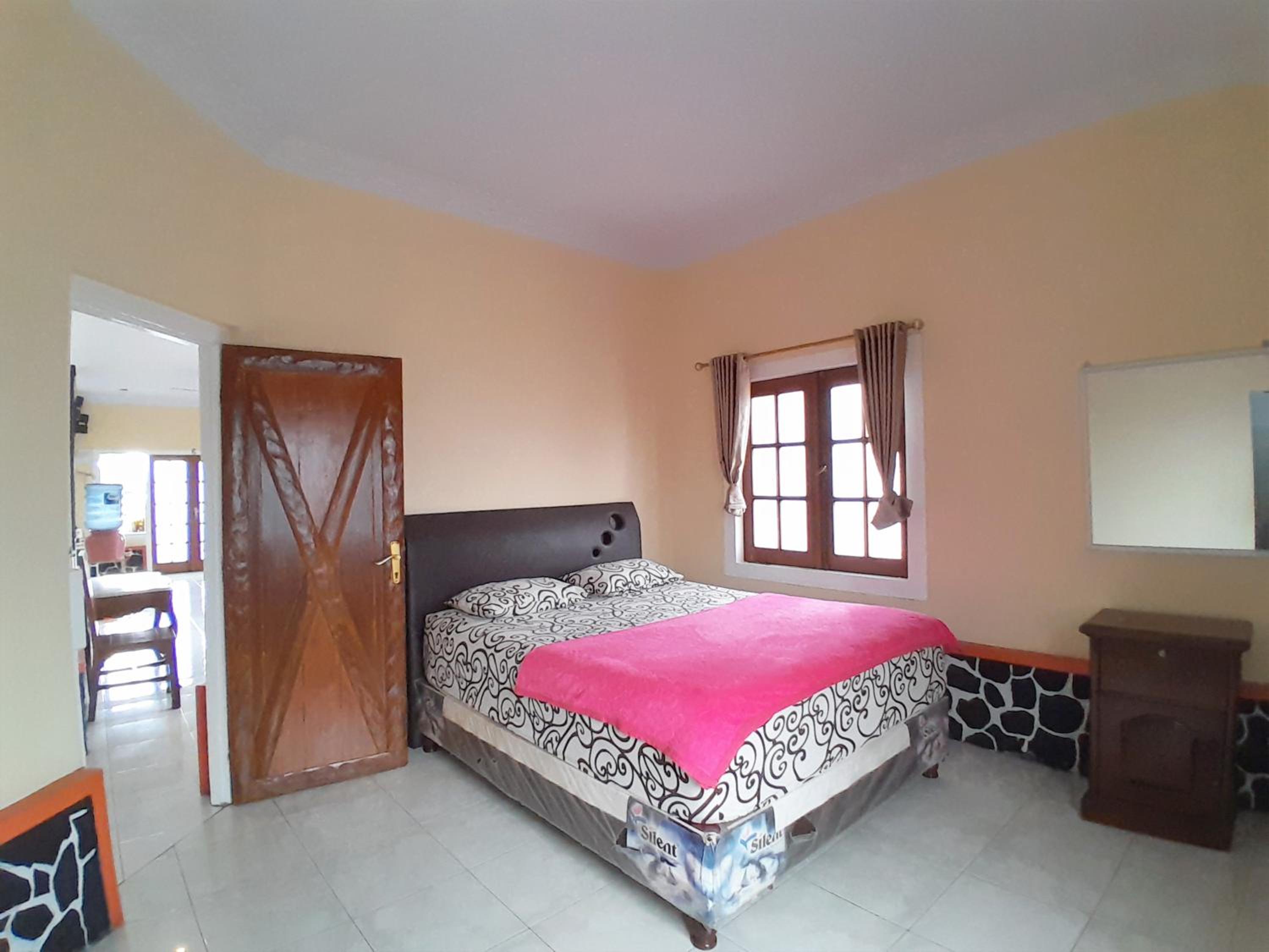 Villa Kodok view 4