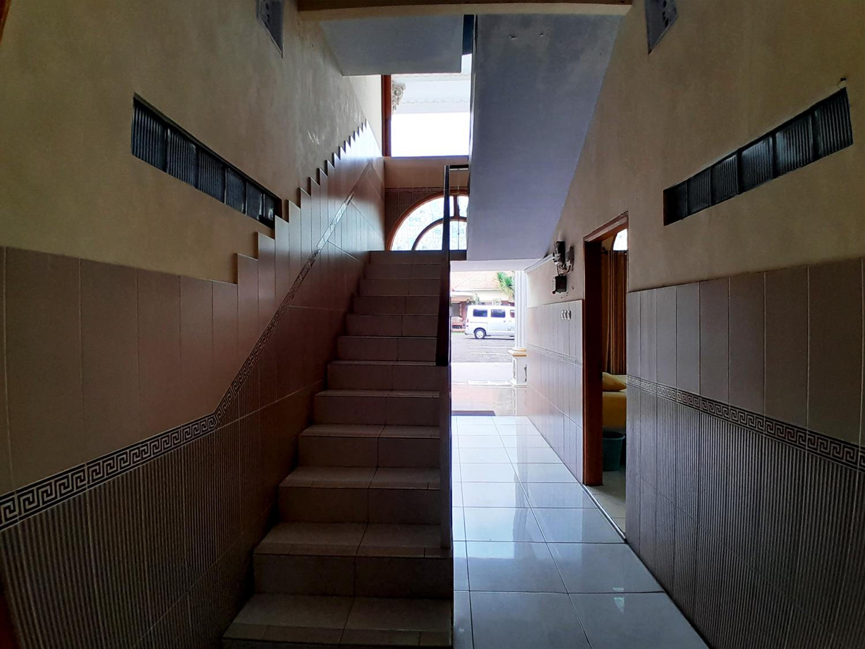 Photo 46
