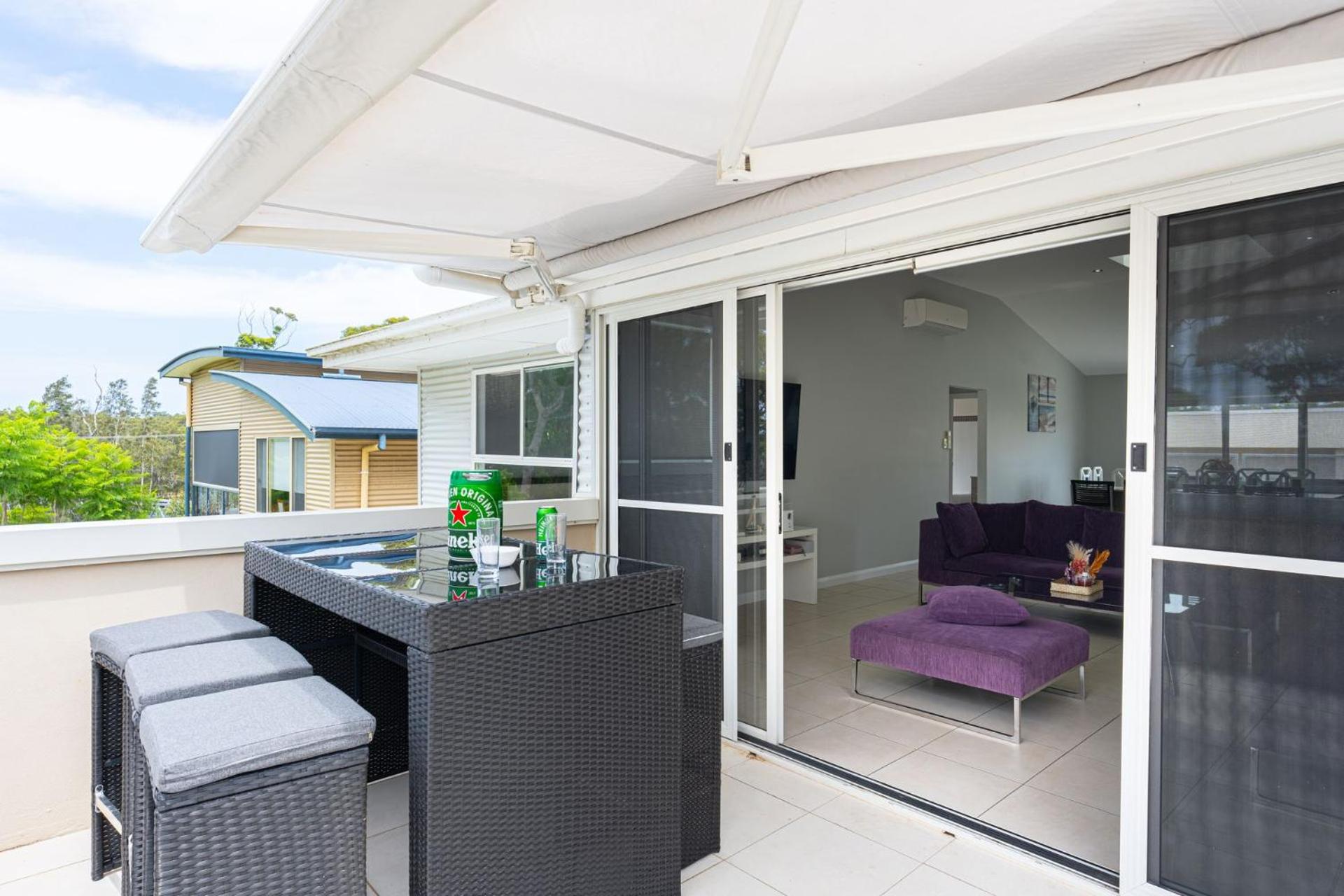 Swan Lake View House