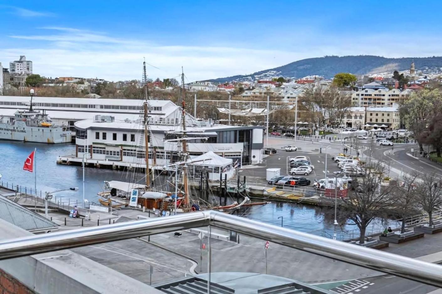 Gibson Mill waterfront warehouse apartment - 203
