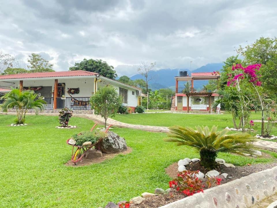 Alojamiento finca La Faraona en Restrepo Meta