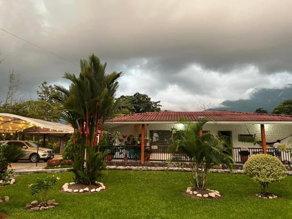 Alojamiento finca La Faraona en Restrepo Meta