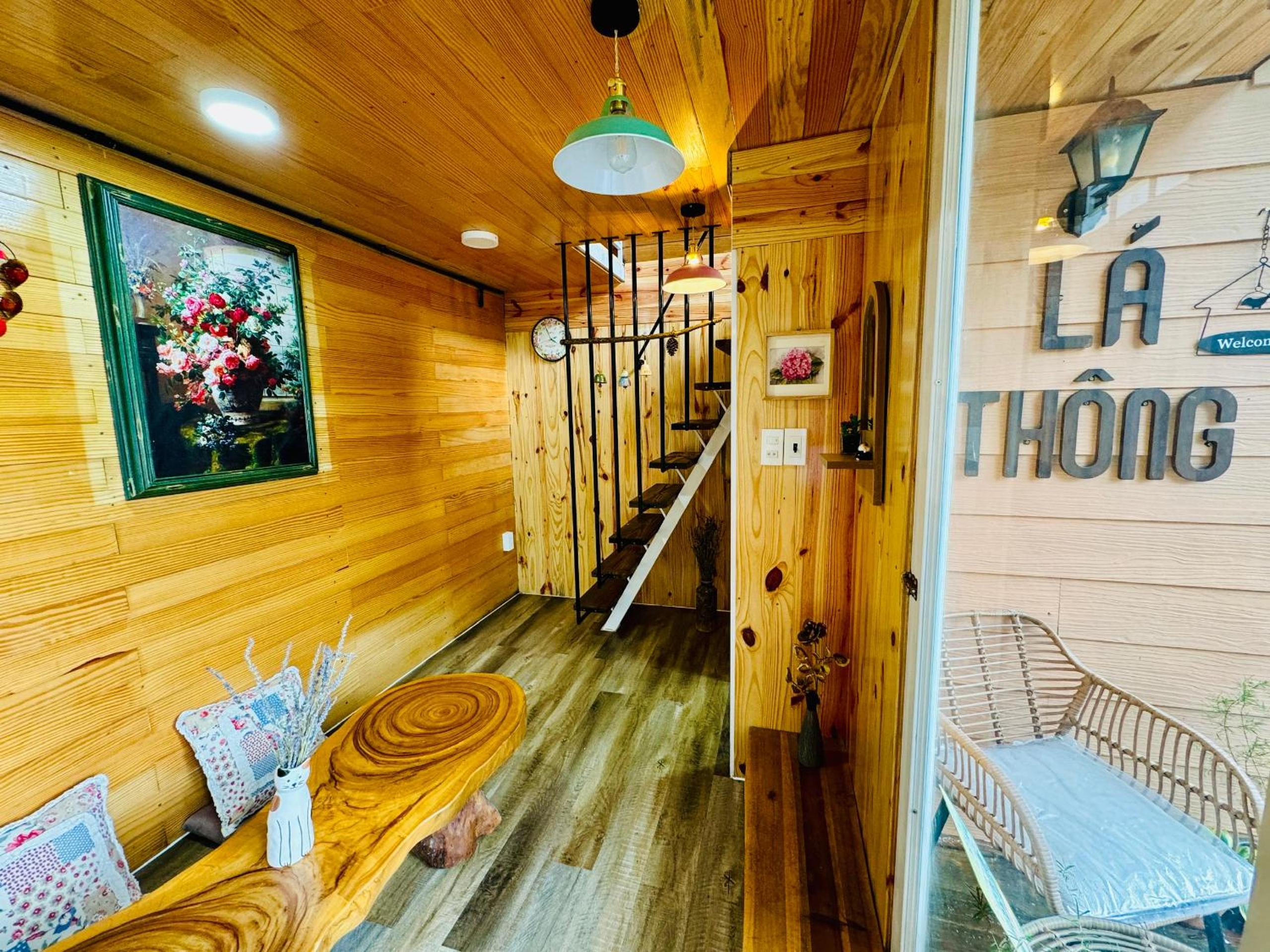 HomeTa Homestay