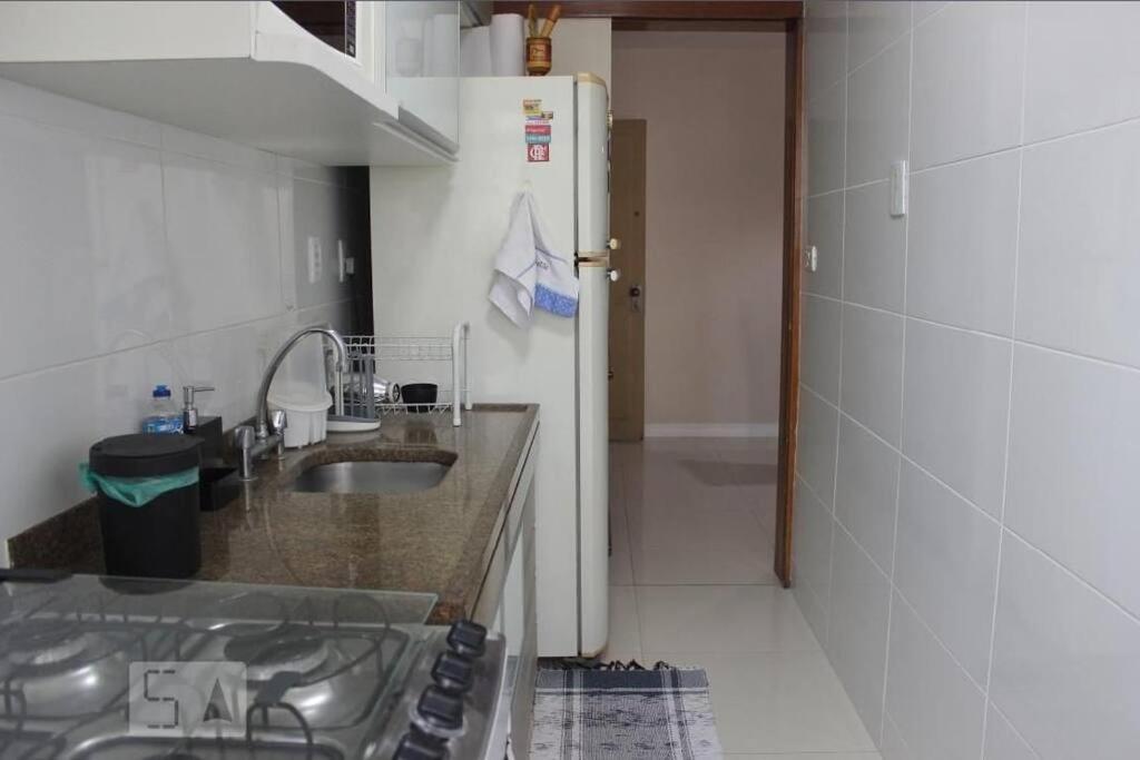 FLAT Orla Praia Barra Completo