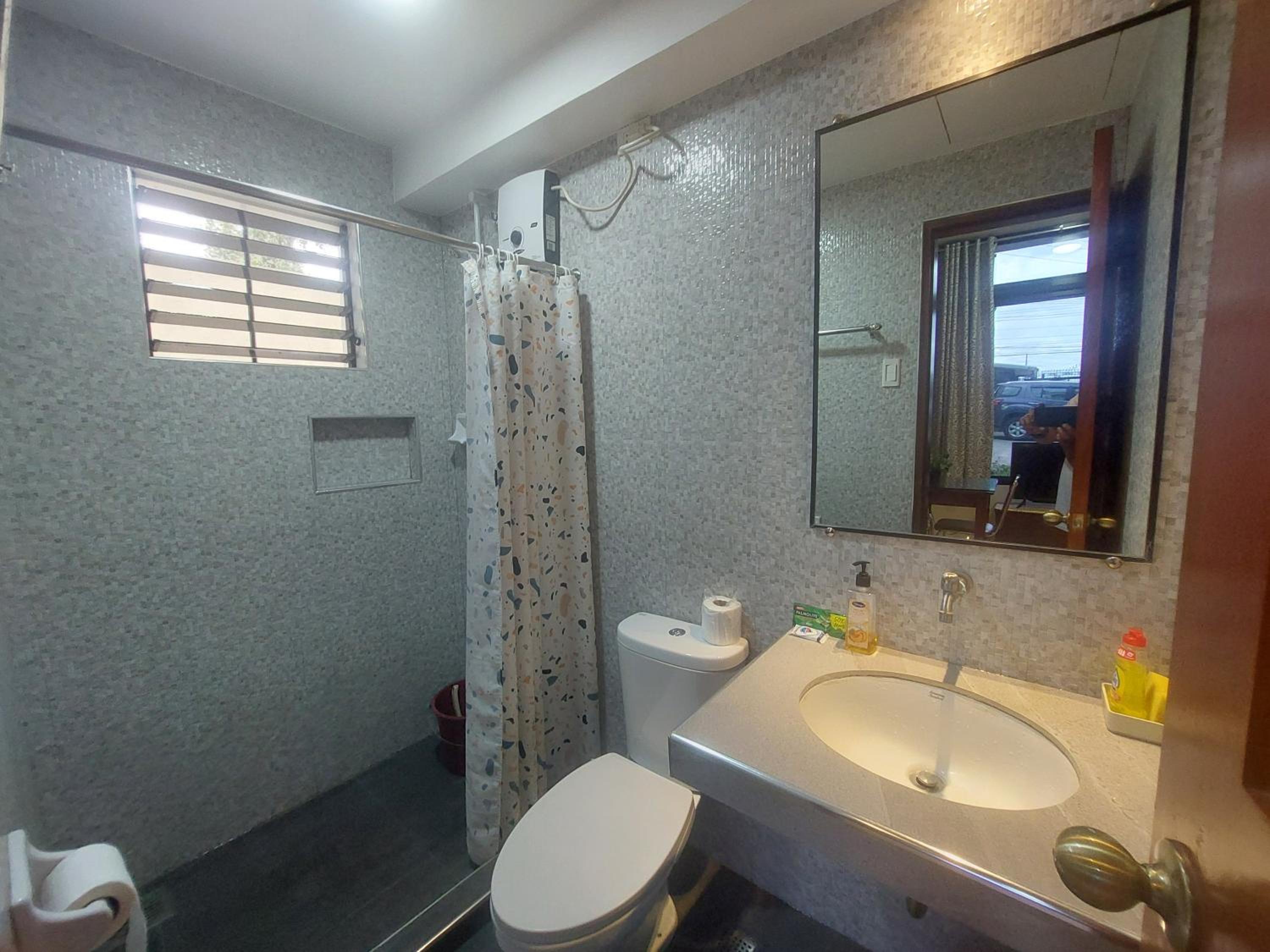 Le Chateau Residences - Image 4