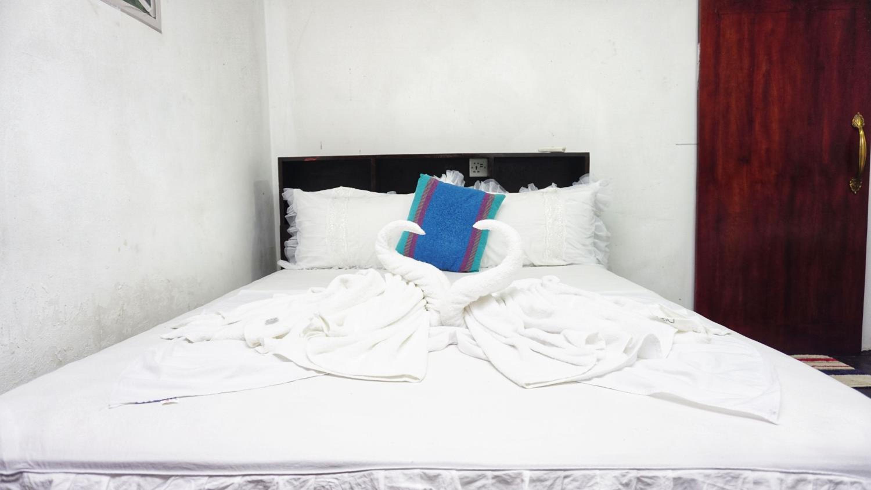 Lavish Layer Homestay