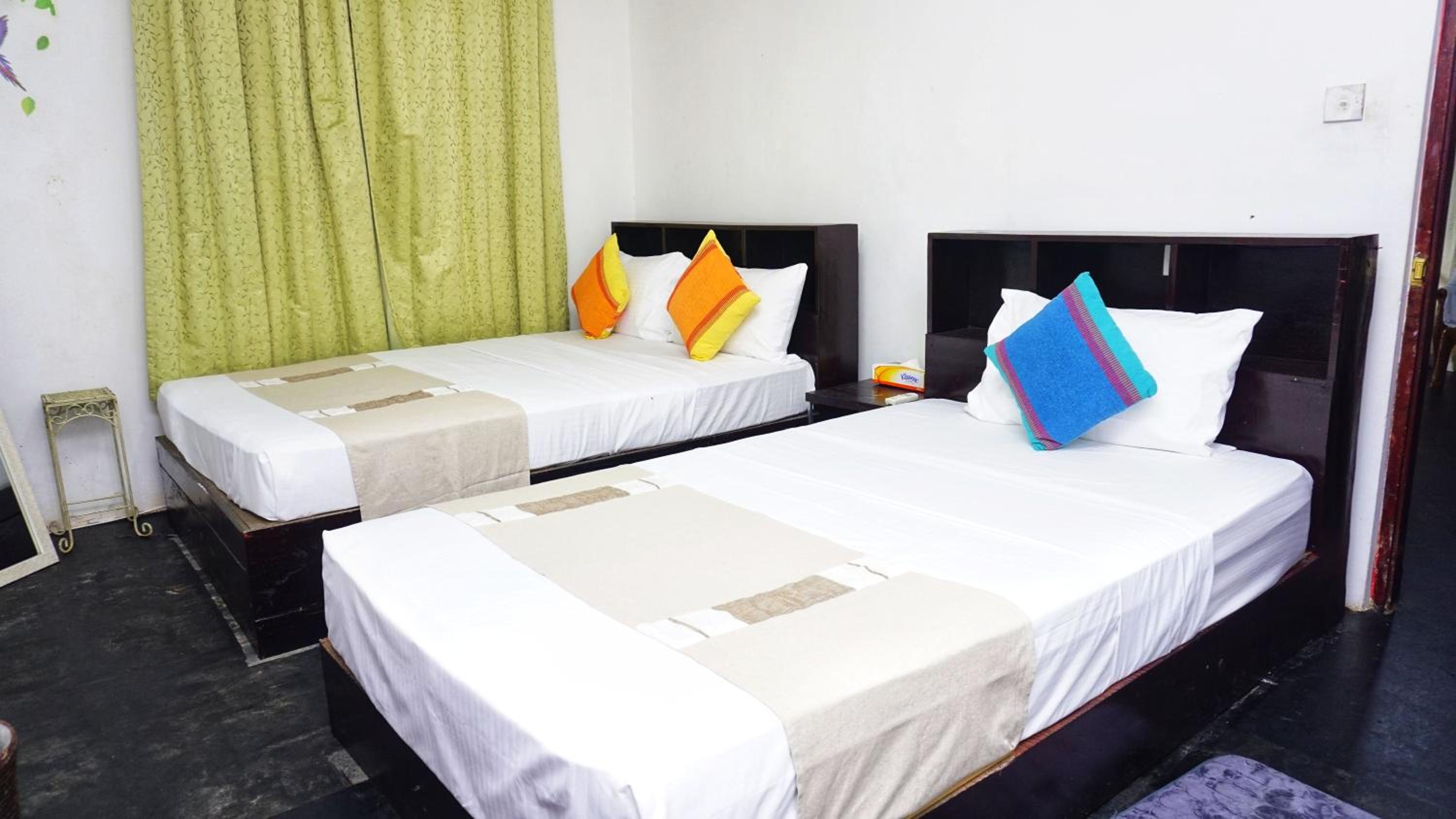 Lavish Layer Homestay