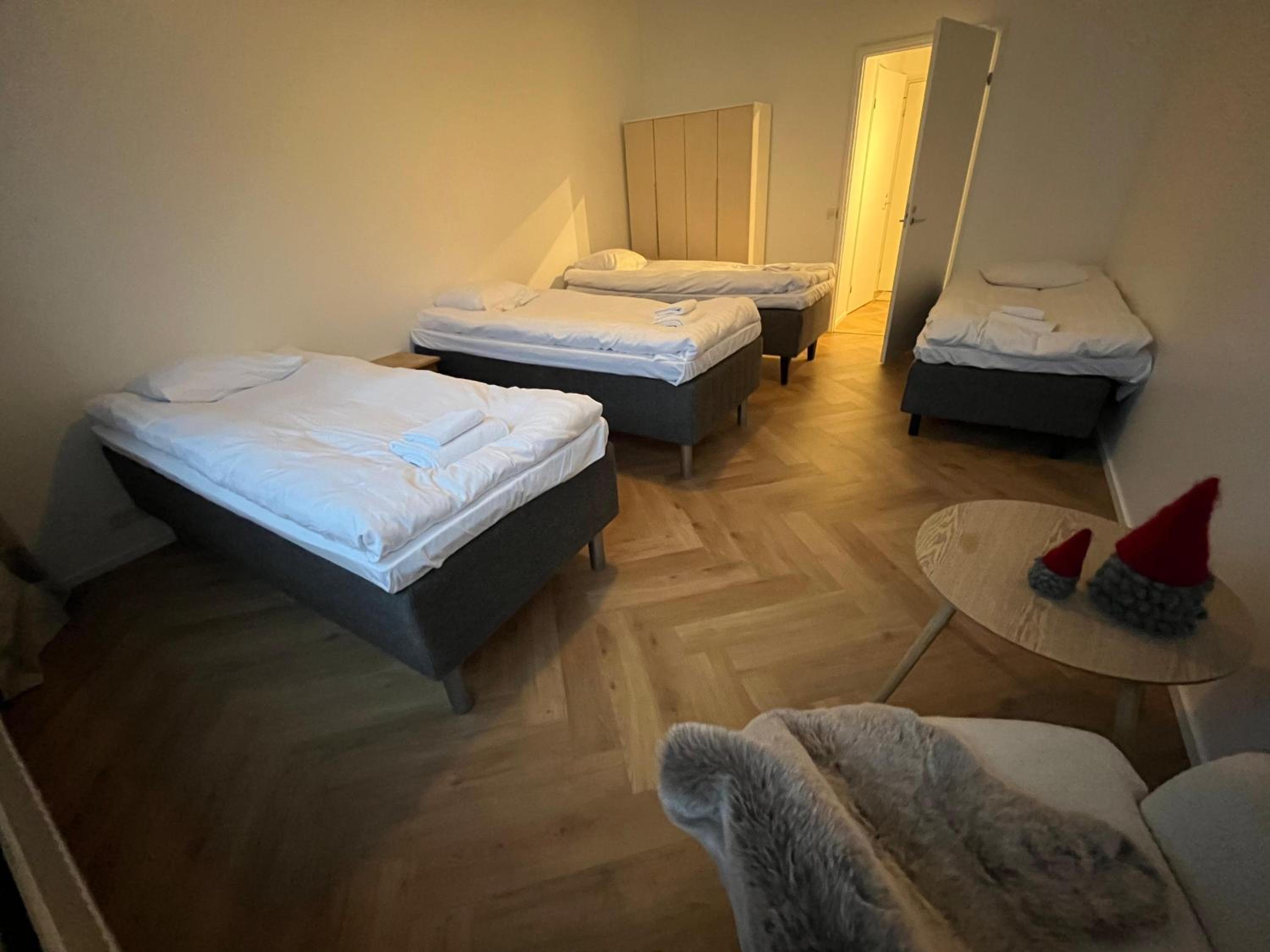 Luxury City Apartments, Ukko