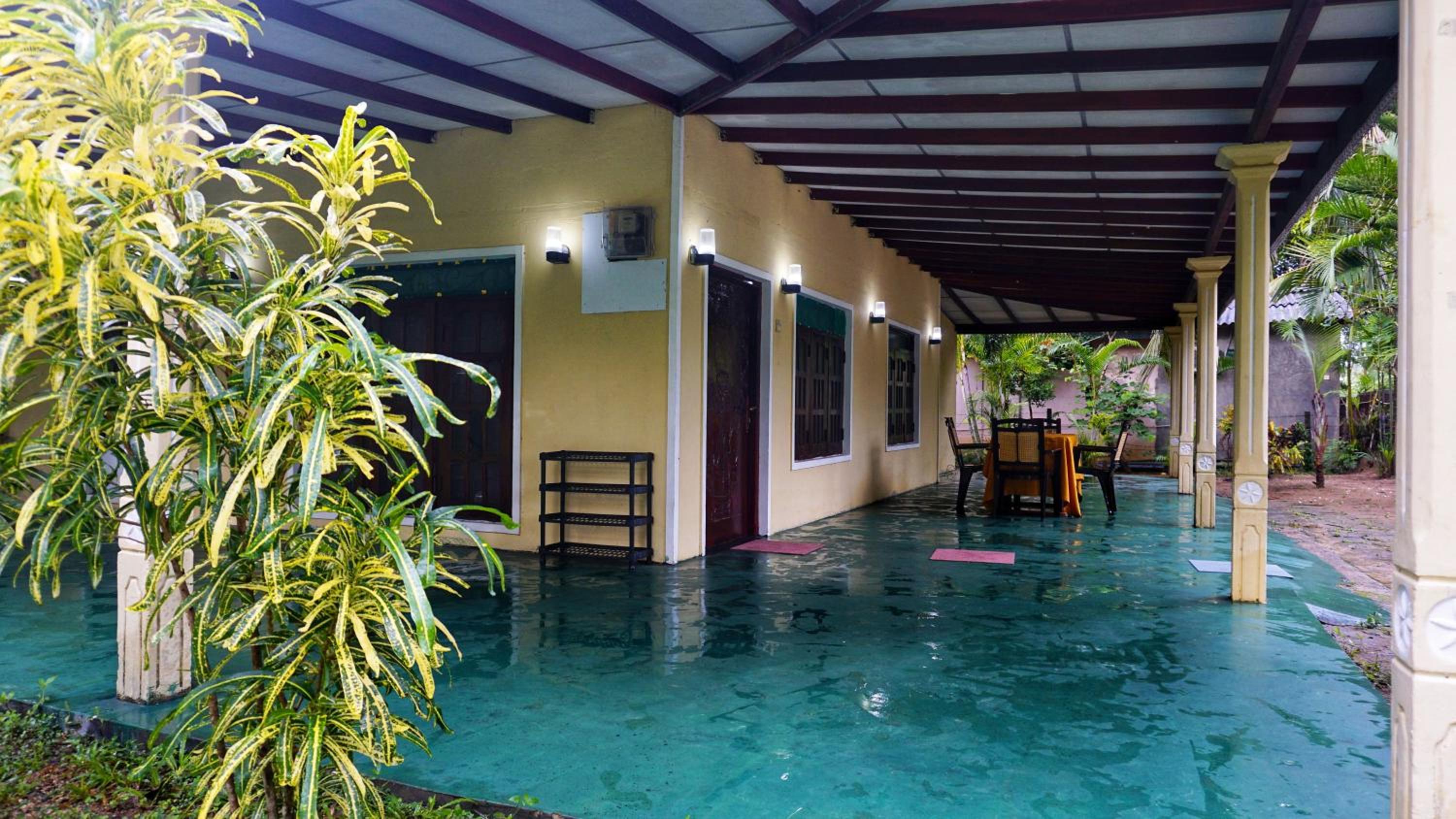 Lavish Layer Homestay
