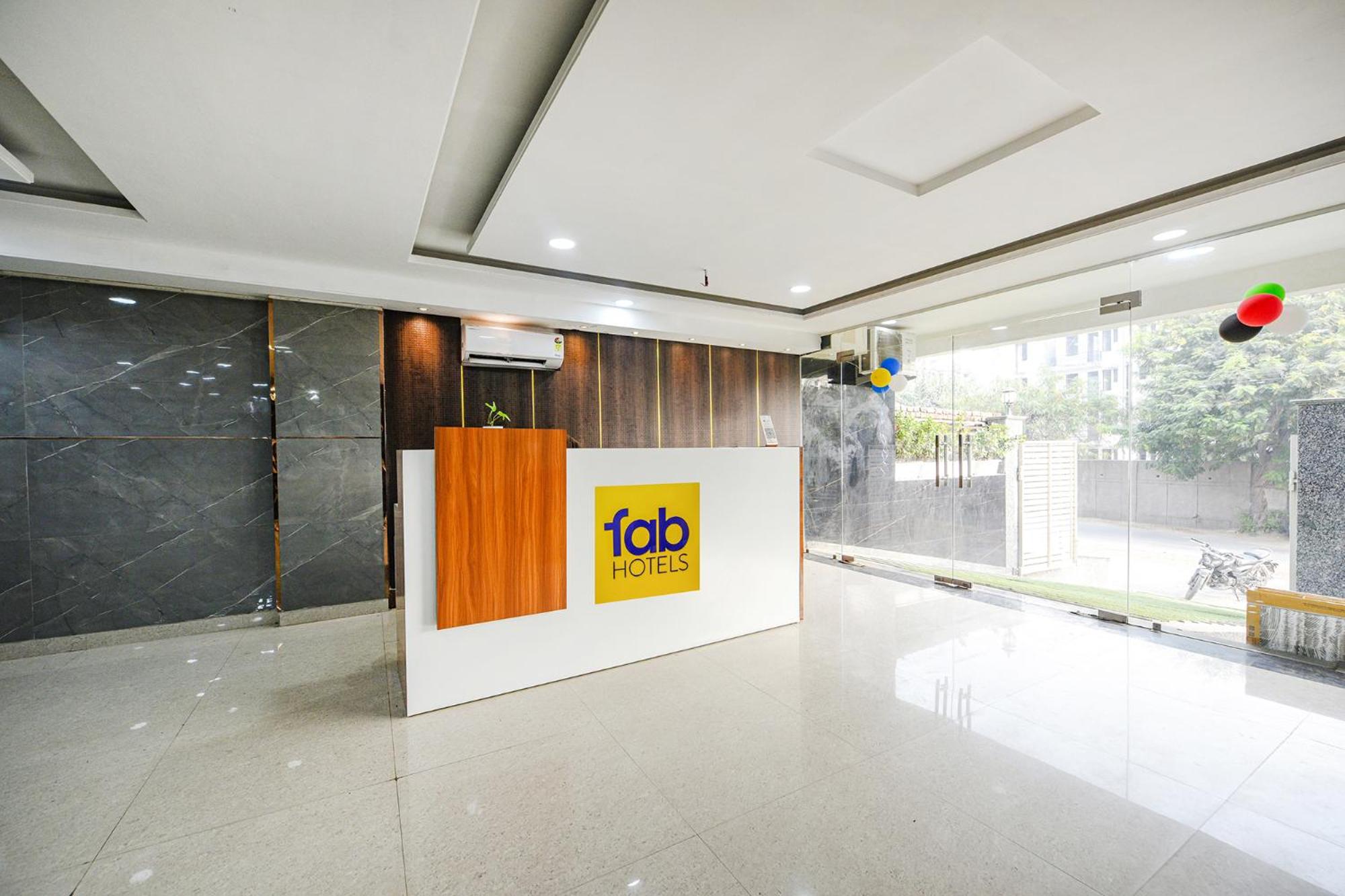 FabHotel Radiant Blu