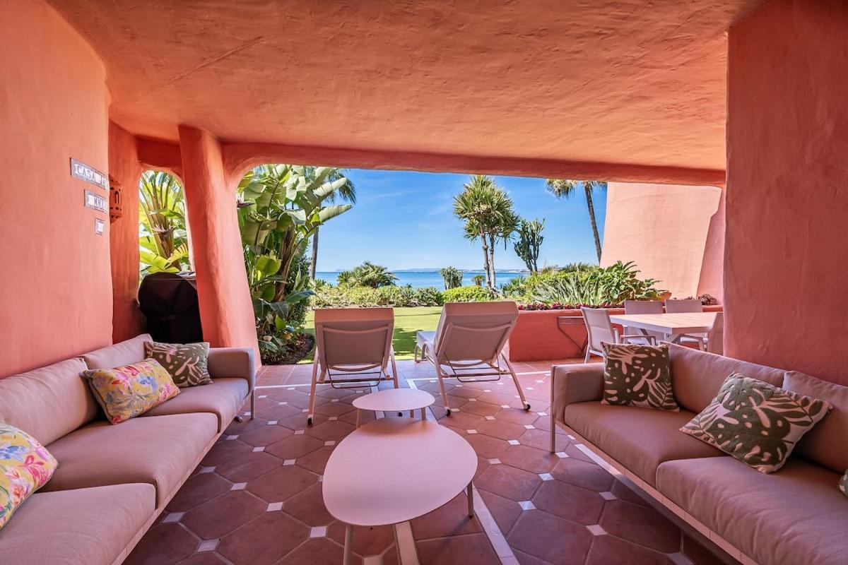 Frontline luxury ground floor apartment
