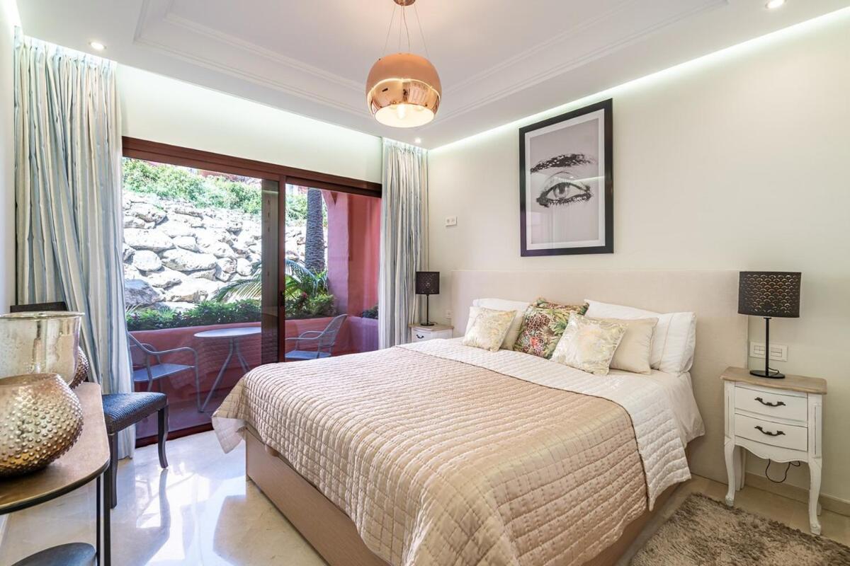 Frontline luxury ground floor apartment