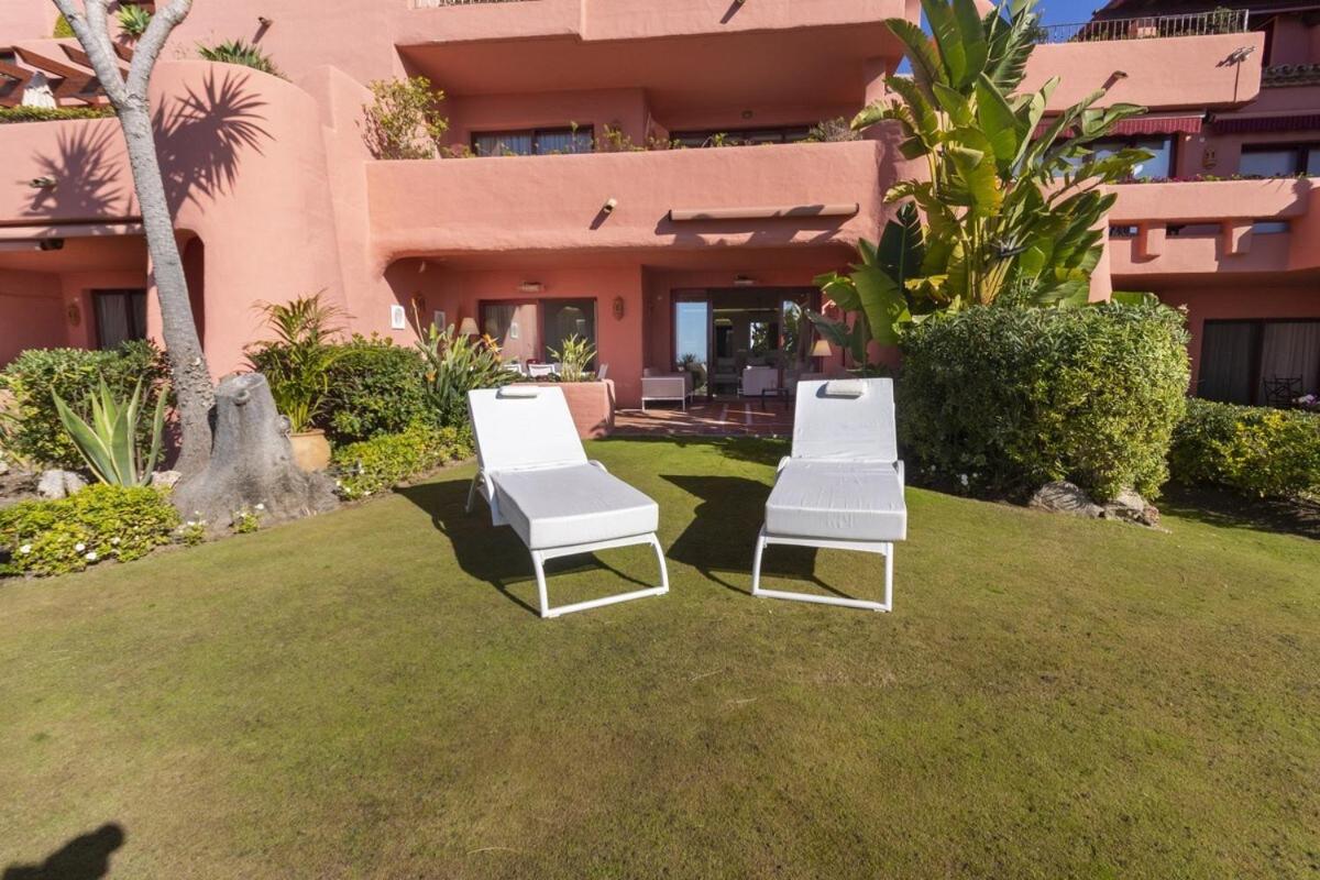 Frontline luxury ground floor apartment