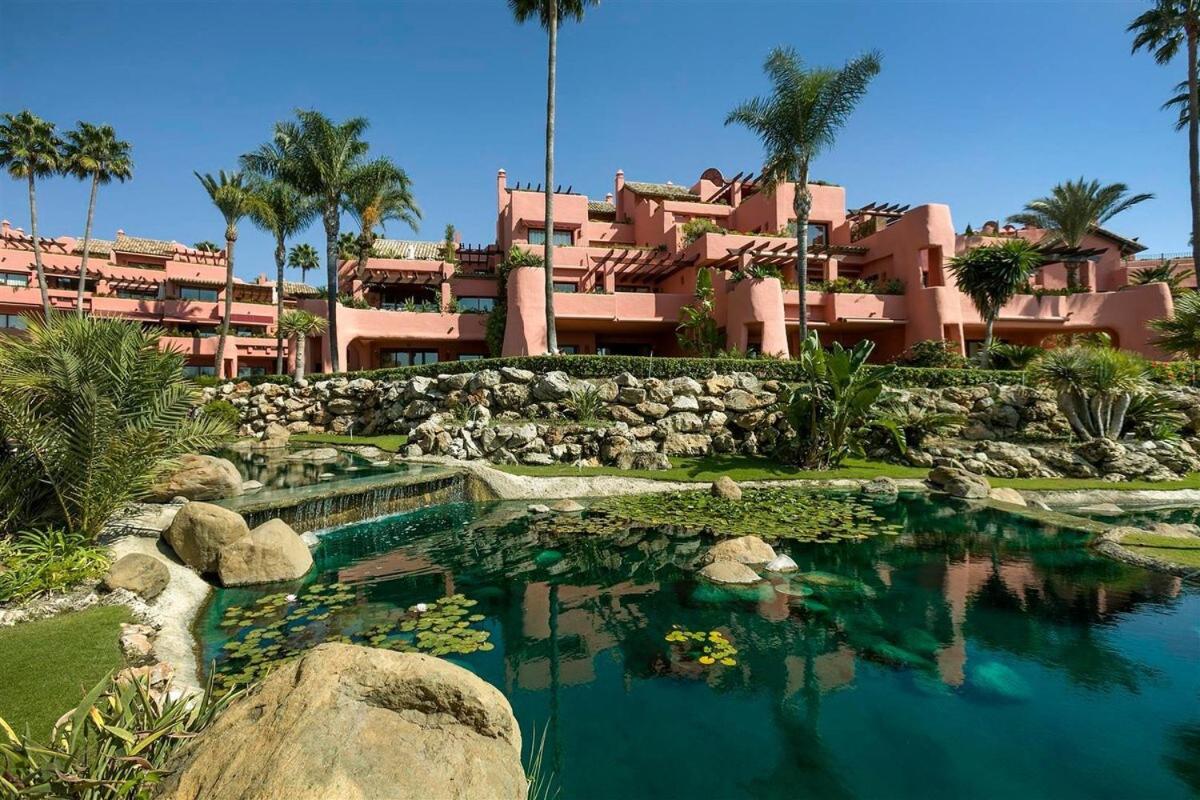 Frontline luxury ground floor apartment