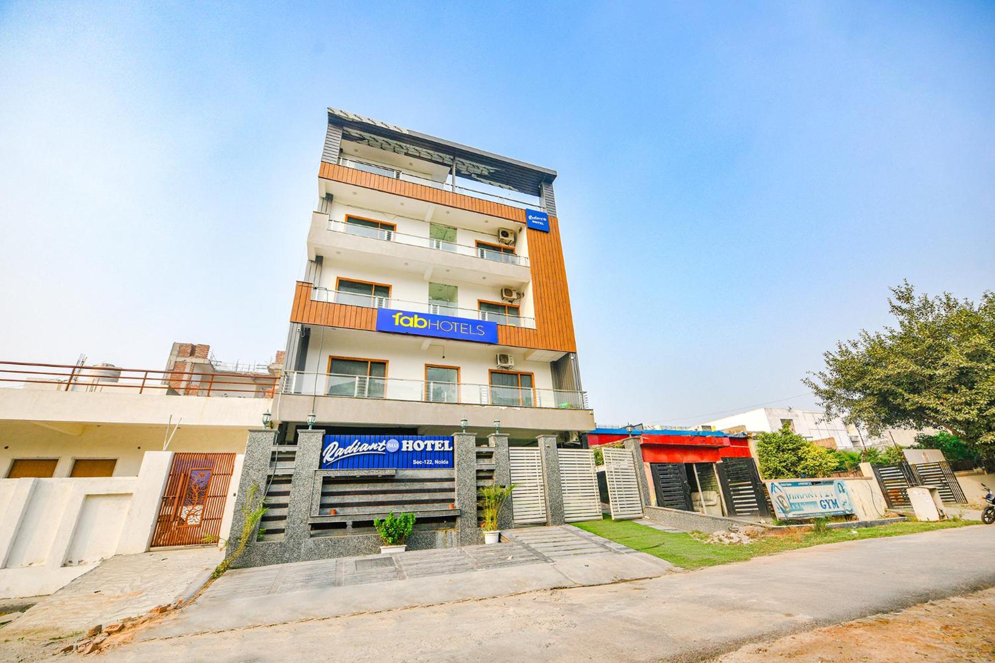 FabHotel Radiant Blu