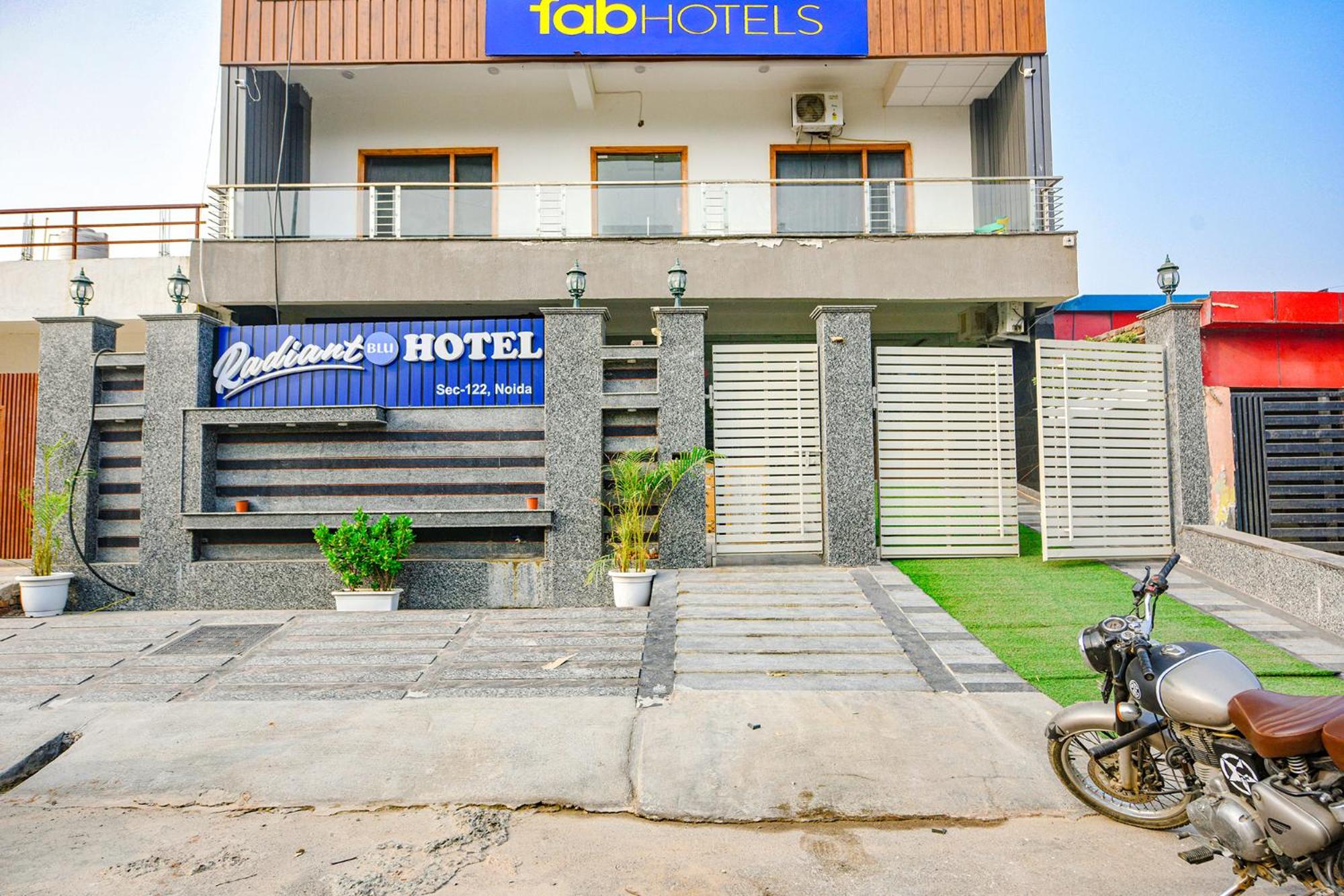 FabHotel Radiant Blu
