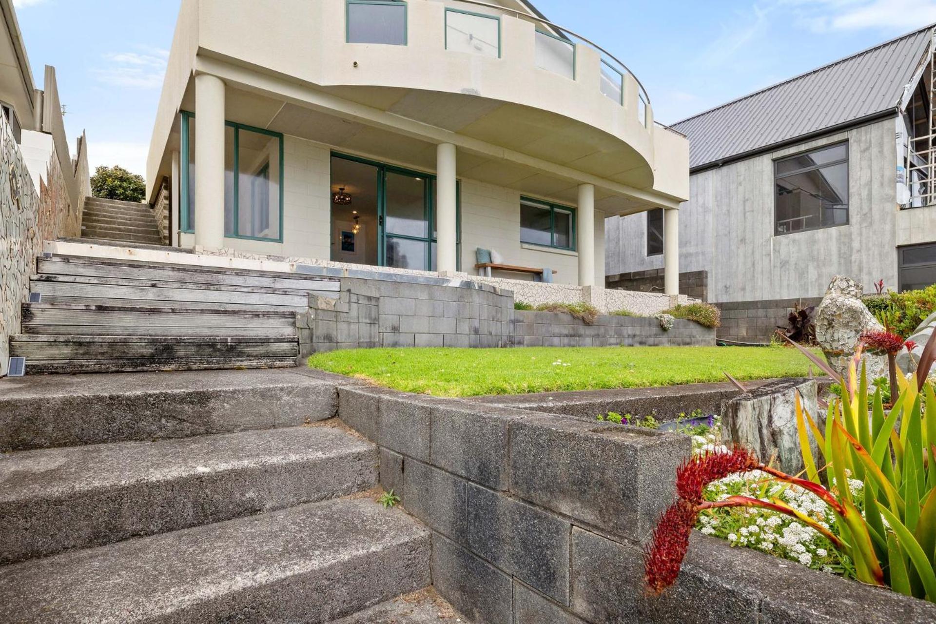 Wanaka Studio - sea views from your private patio view 5