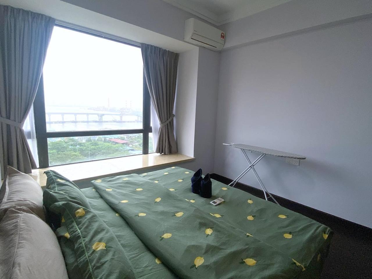 R&F Princess Cove JB Apartment Suites By SC Homestay