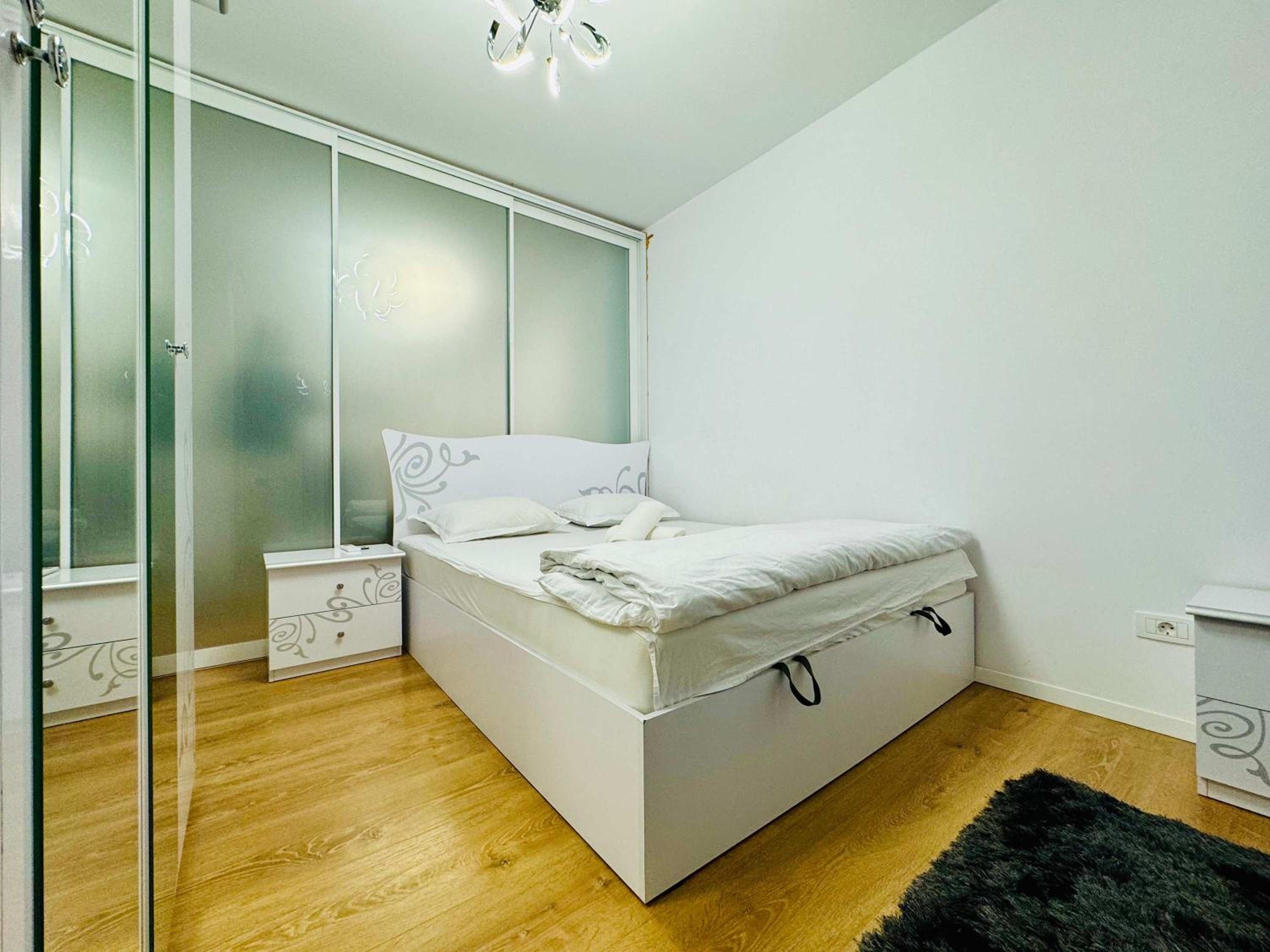 Joy City Stay Campeador 85 view 3