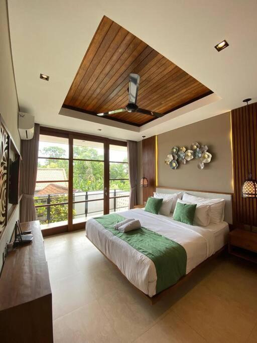 Modern comfort with traditional style view 2
