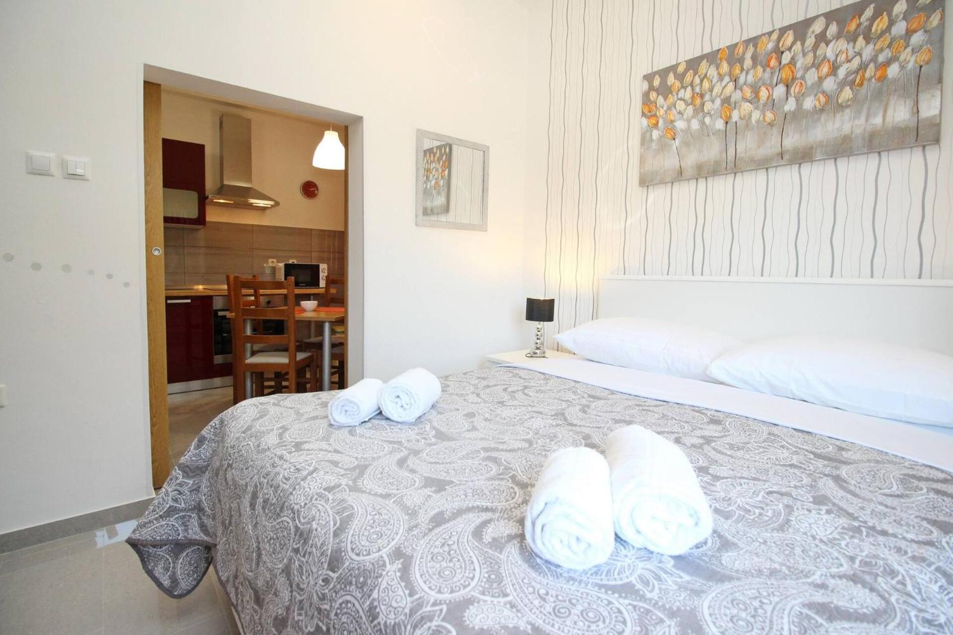 Apartments Zarok Beach Holiday