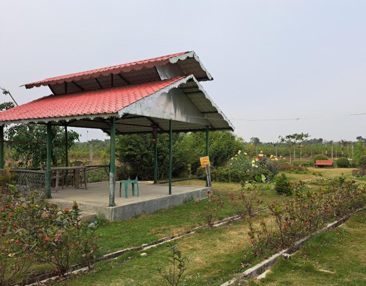 Banolata Lakeside Homestay by StayApart