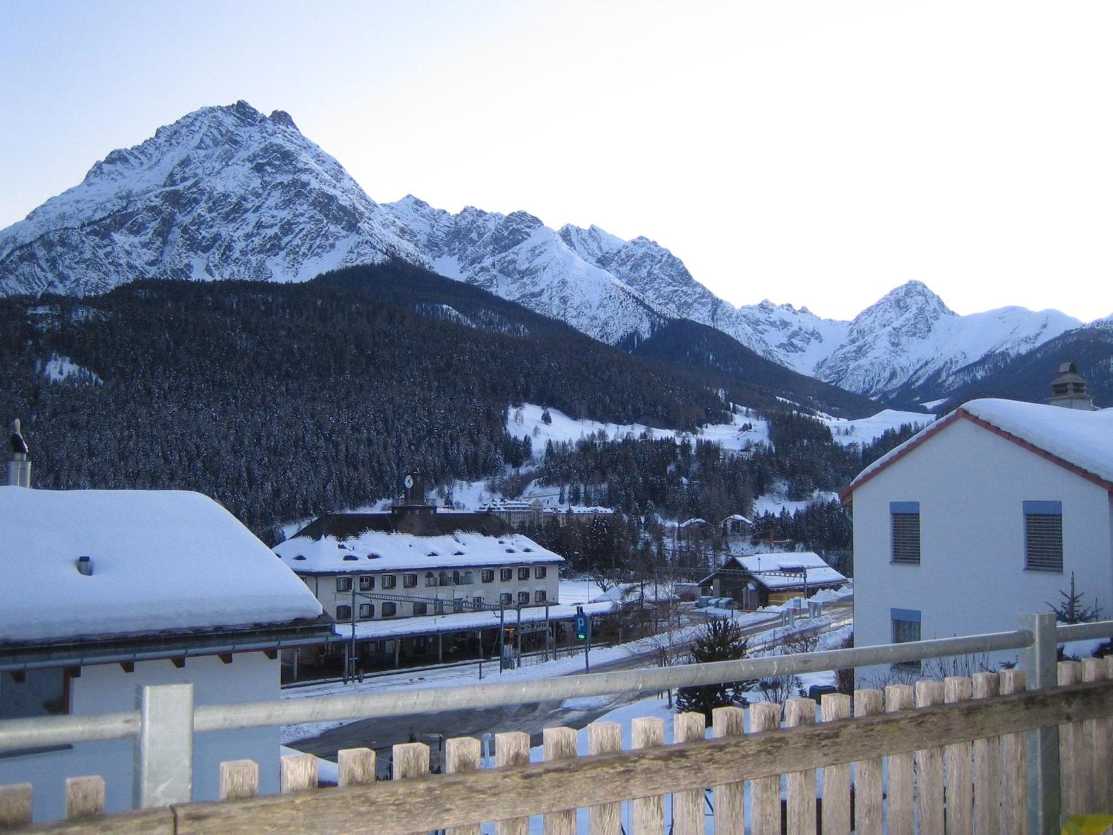 Photo 9