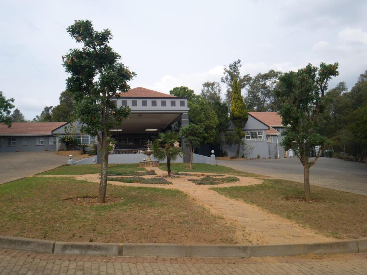 Grand Manor Self Catering Muldersdrift