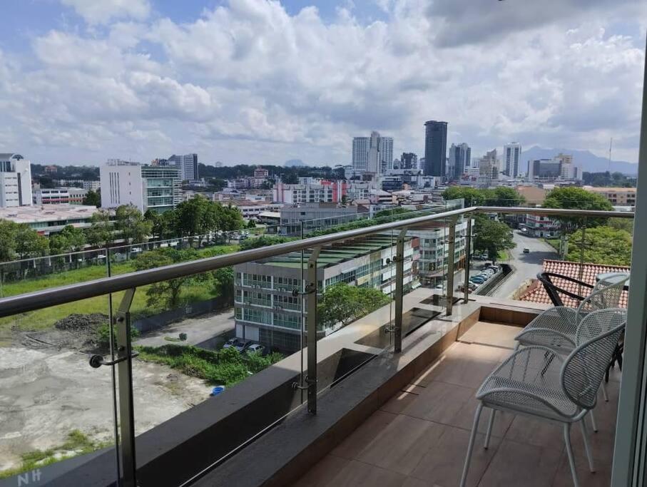 Kuching Holiday Getaways at Riverine Diamond photo 4