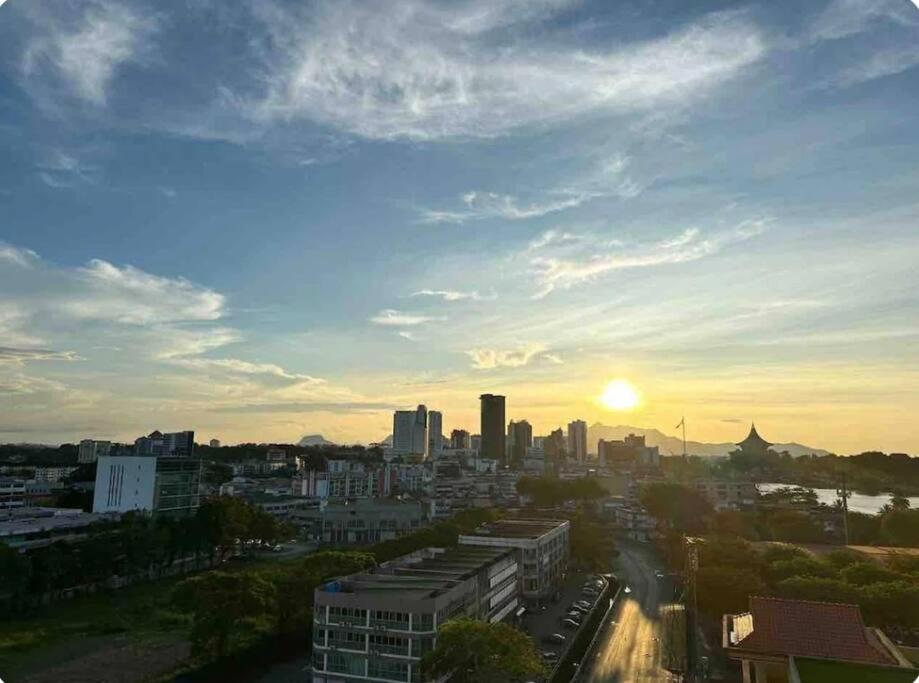 Kuching Holiday Getaways at Riverine Diamond photo 5