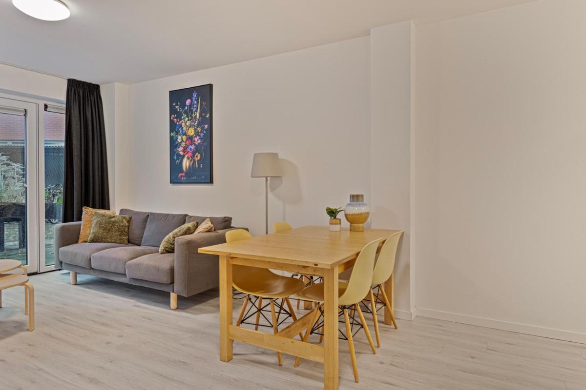 Eindhoven City Suites Hertogstraat H Modern 4P view 4