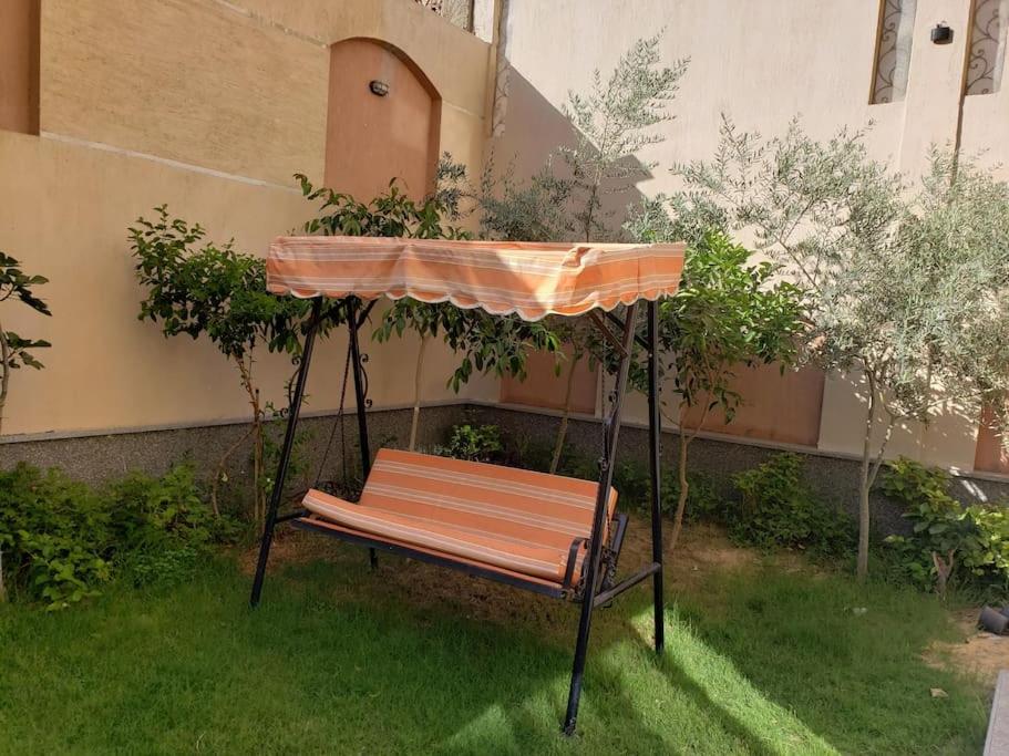 Spacious apartment with beautiful garden near AUC & point 90 mall in fifth settlement