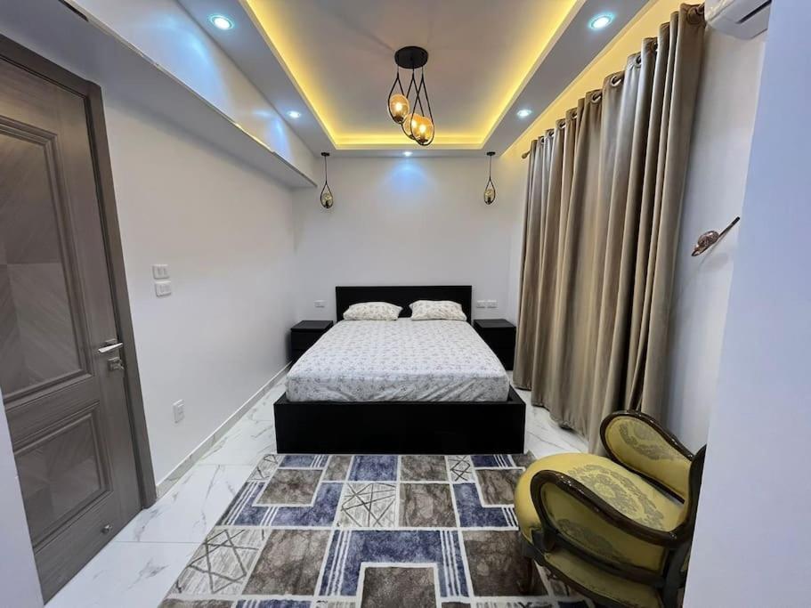 Spacious apartment with beautiful garden near AUC & point 90 mall in fifth settlement