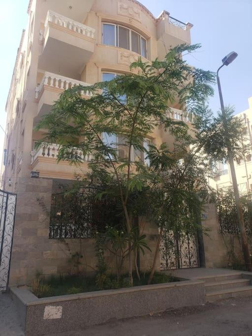 Spacious apartment with beautiful garden near AUC & point 90 mall in fifth settlement