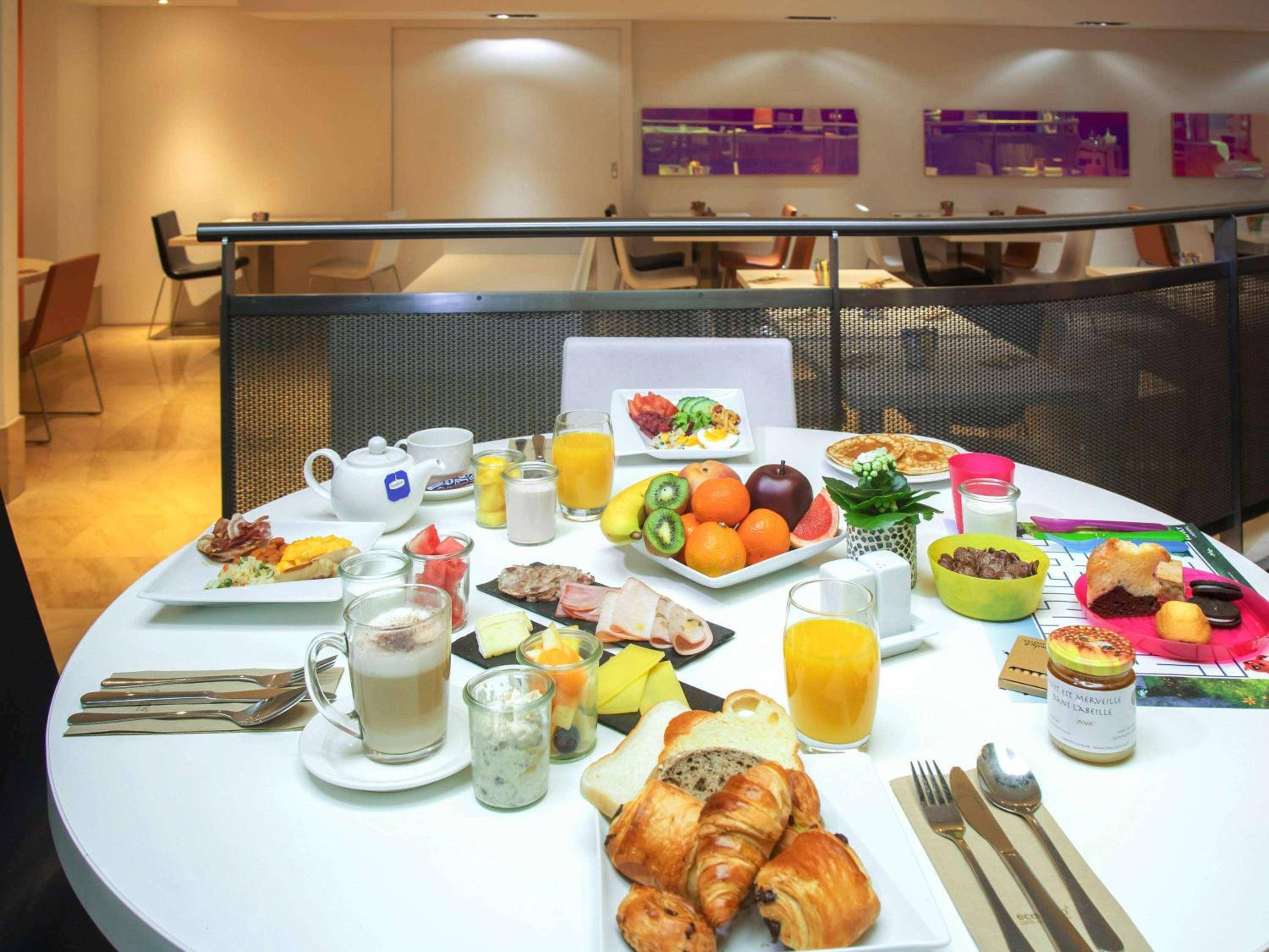 Geneva Vacations - Novotel Geneve Centre - Property Image 67