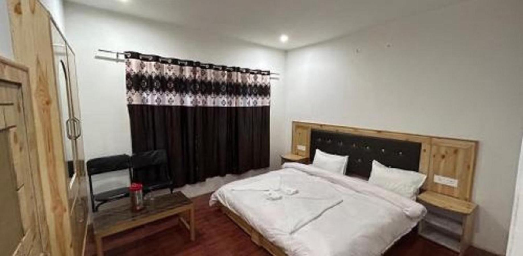 Hunder Tamarix Resort
