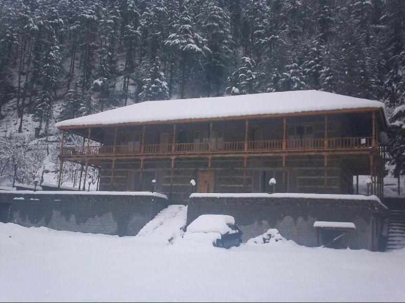 Moonbeam Retreat