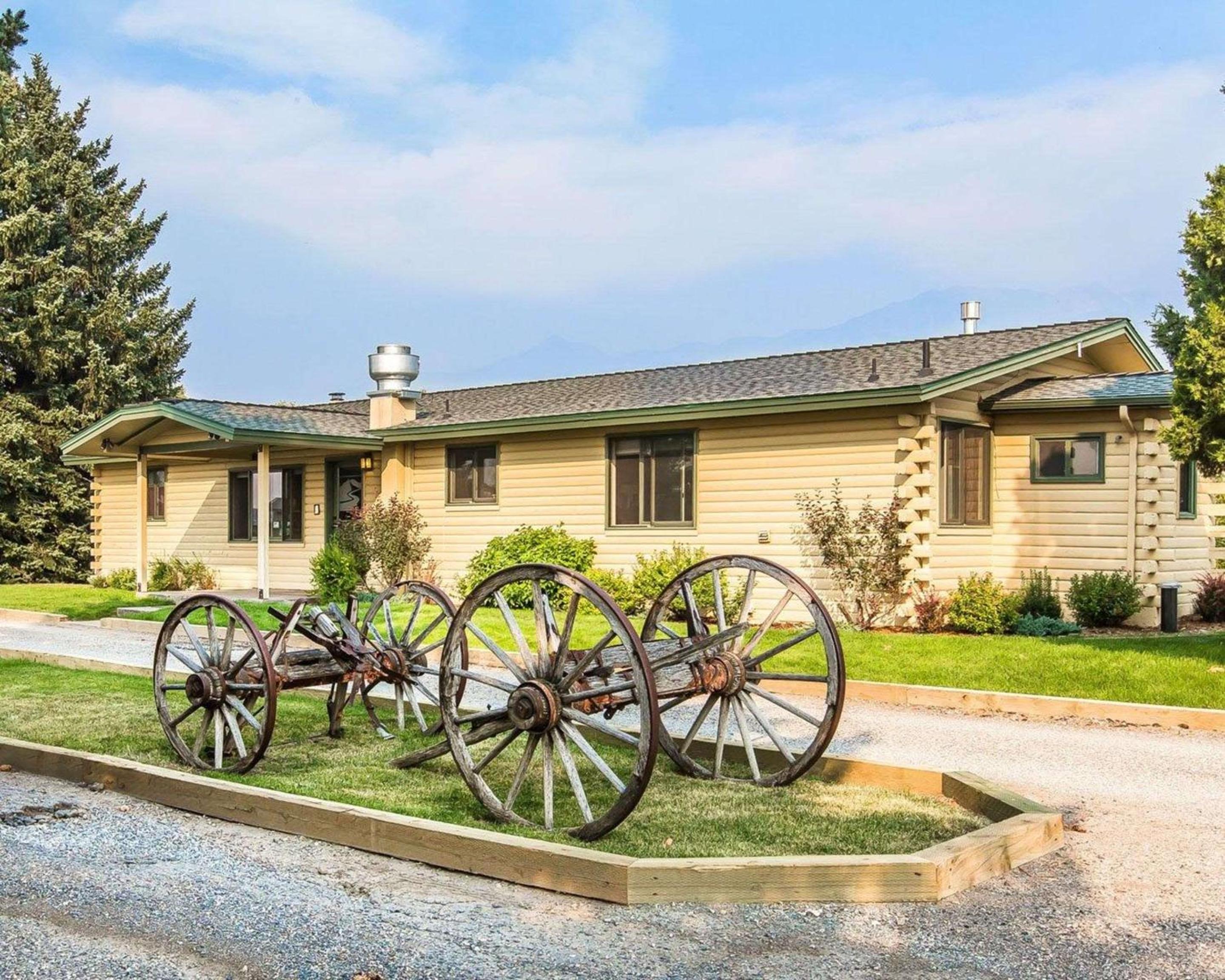 Yellowstone Valley Lodge, an Ascend Collection Hotel